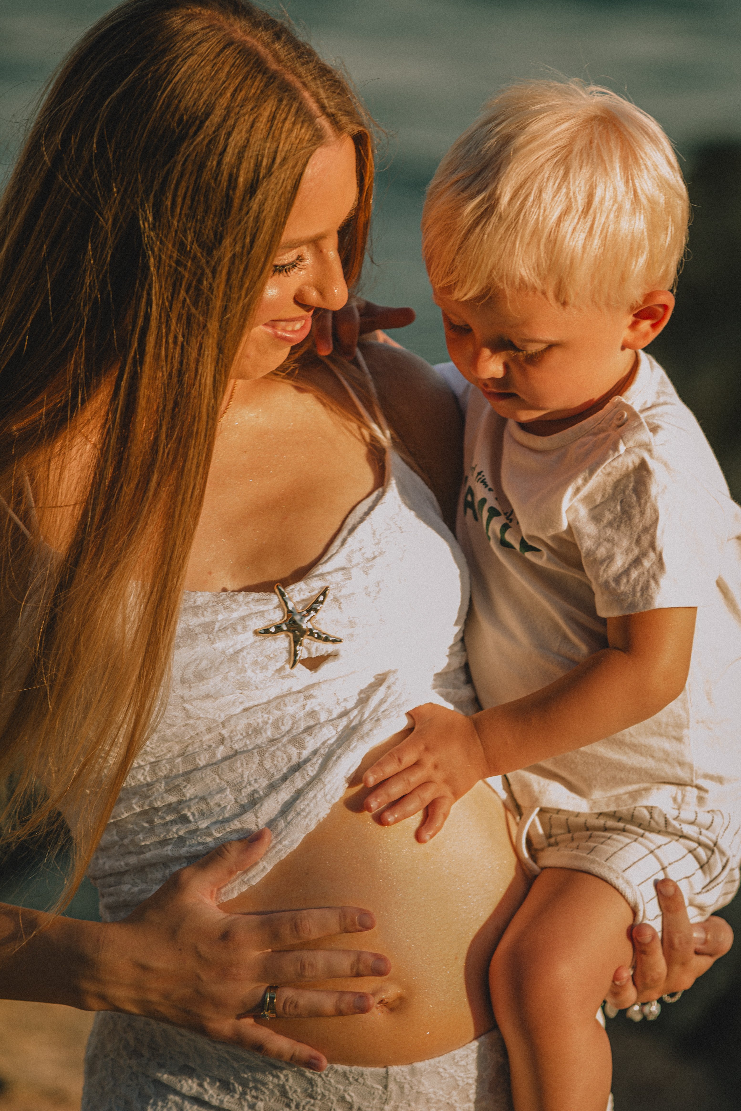 Maternity & first days — 4