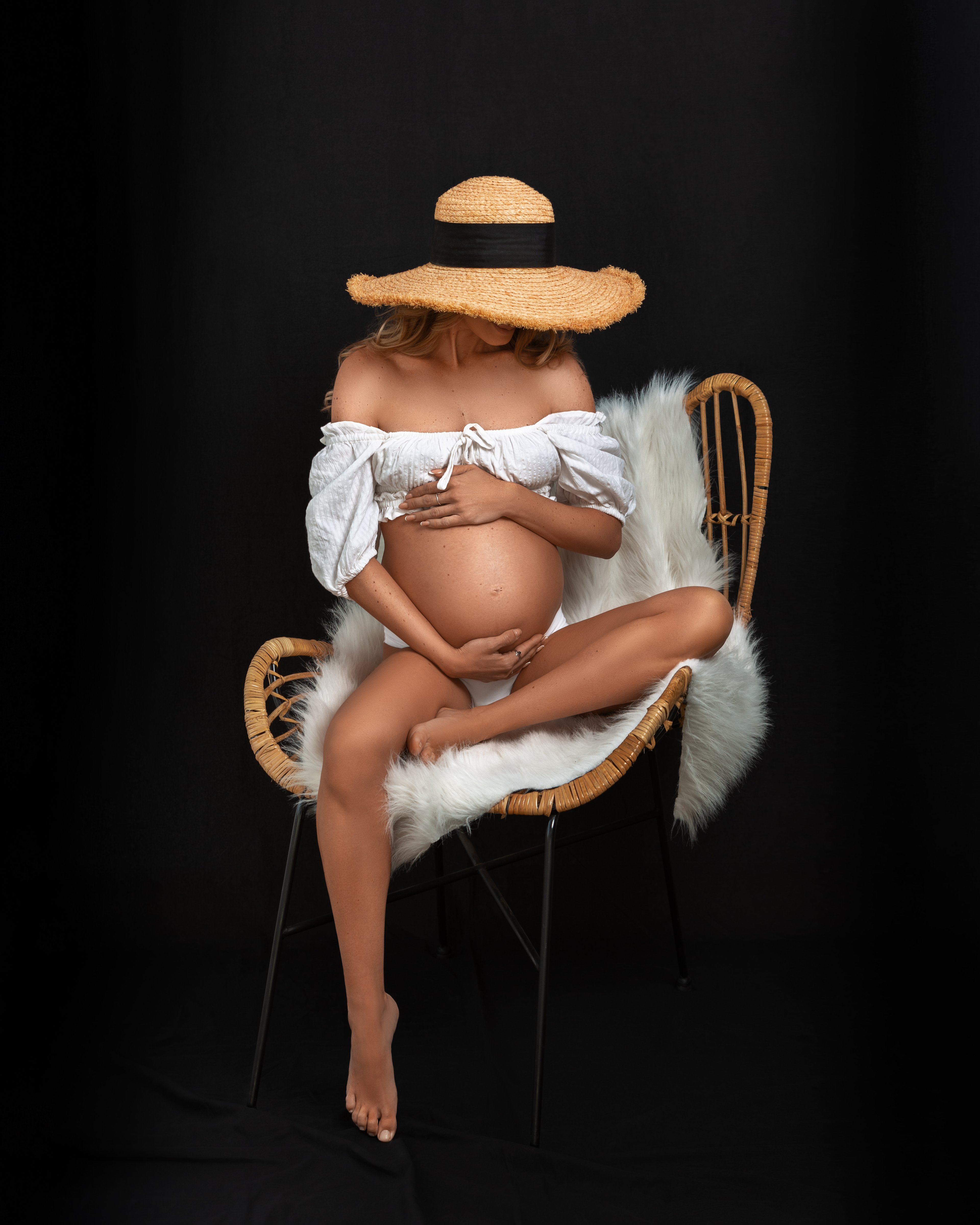 Maternity & first days — 1