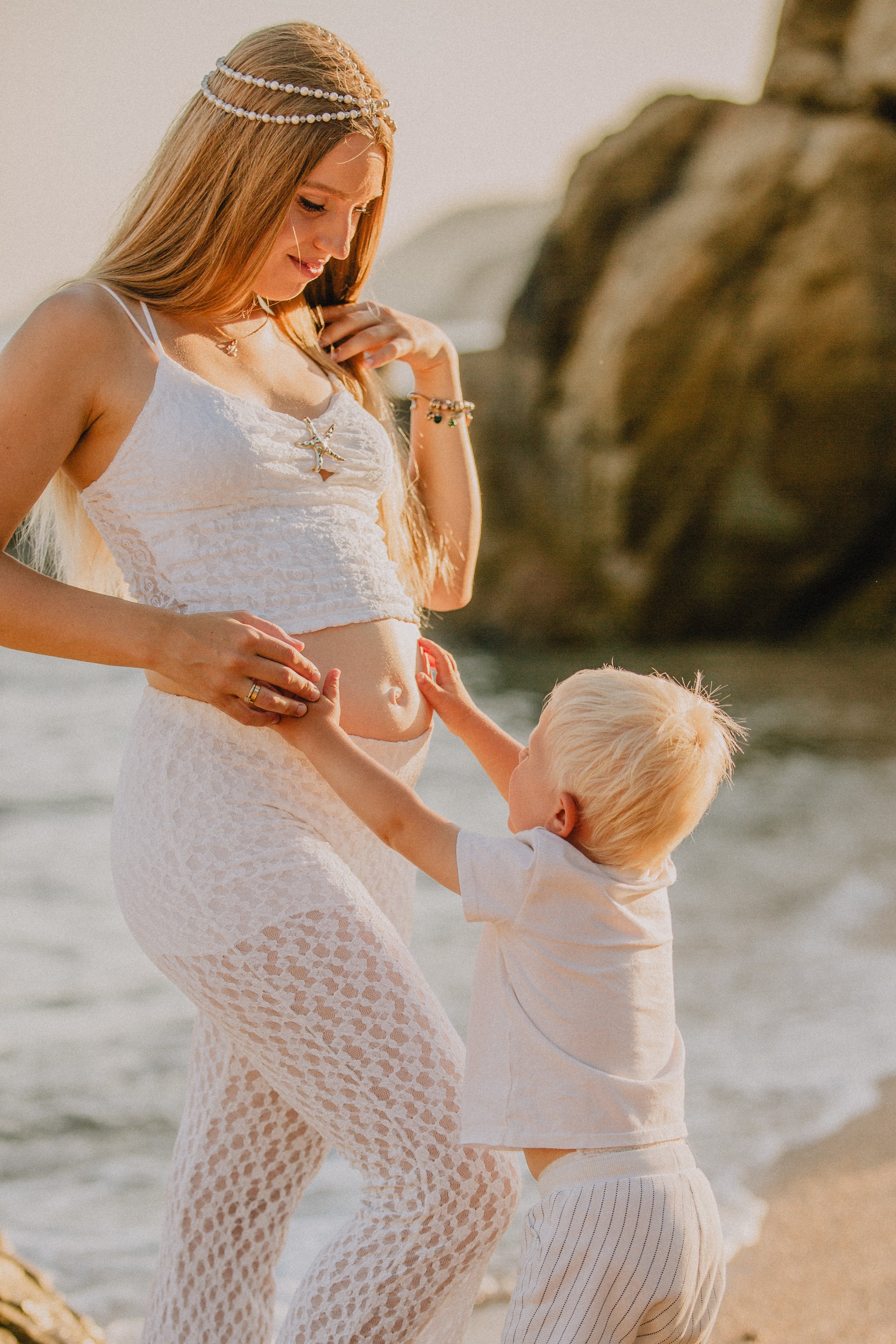 Maternity & first days — 12